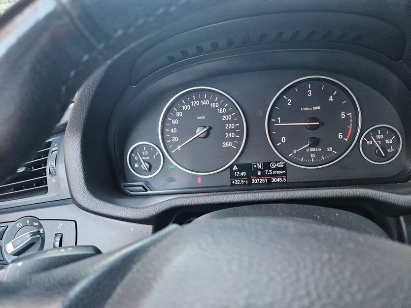 BMW X3 214.000 km 11.200 € Frankfurt am Main 60326