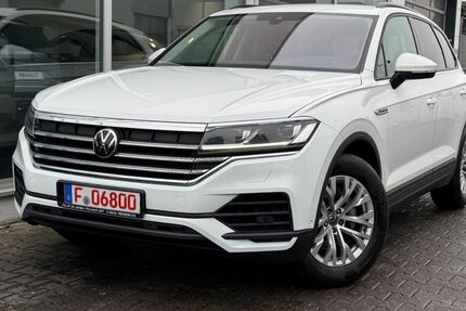 VW Touareg 132.000 km 33.899 &euro; Frankfurt am Main 60326