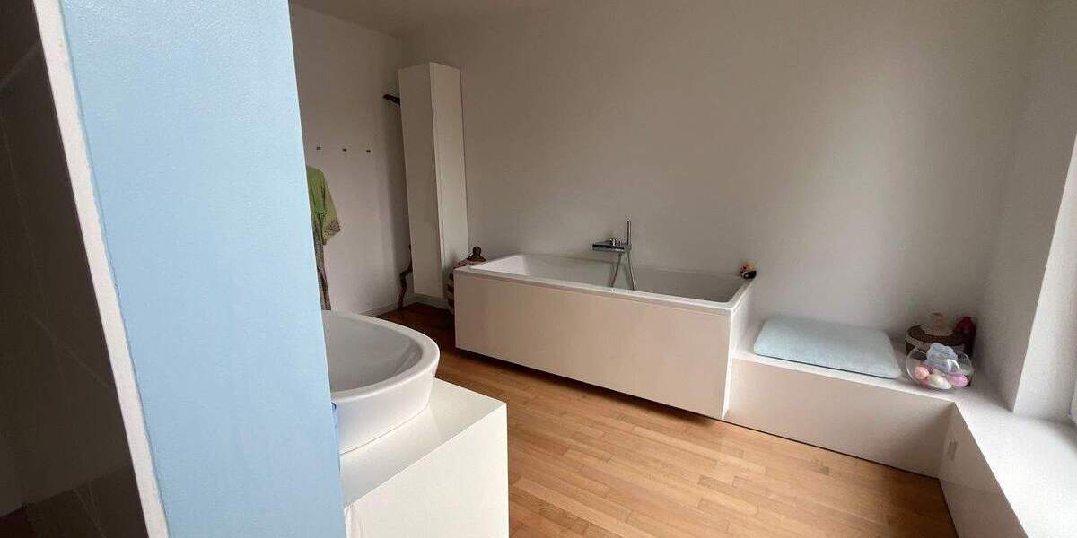 Doppelhaushälfte Rüsselsheim am Main Rüsselsheim - 7 Zimmer, 188 m&sup2;, 699.000&euro; | Angebot:25765436