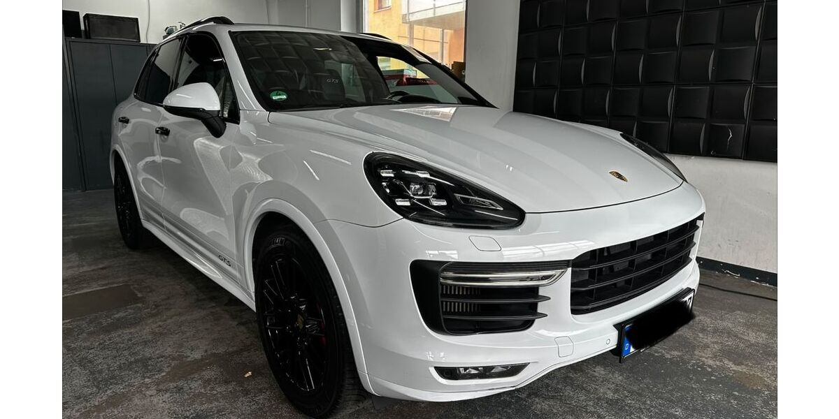 Porsche Cayenne 145.000 km 44.500 &euro; Neu-Isenburg 63263