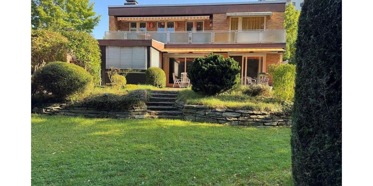 Mehrfamilienhaus, Wohnhaus Frankfurt am Main Eschersheim - 8 Zimmer, 254 m&sup2;, 749.000&euro; | Angebot:25663788
