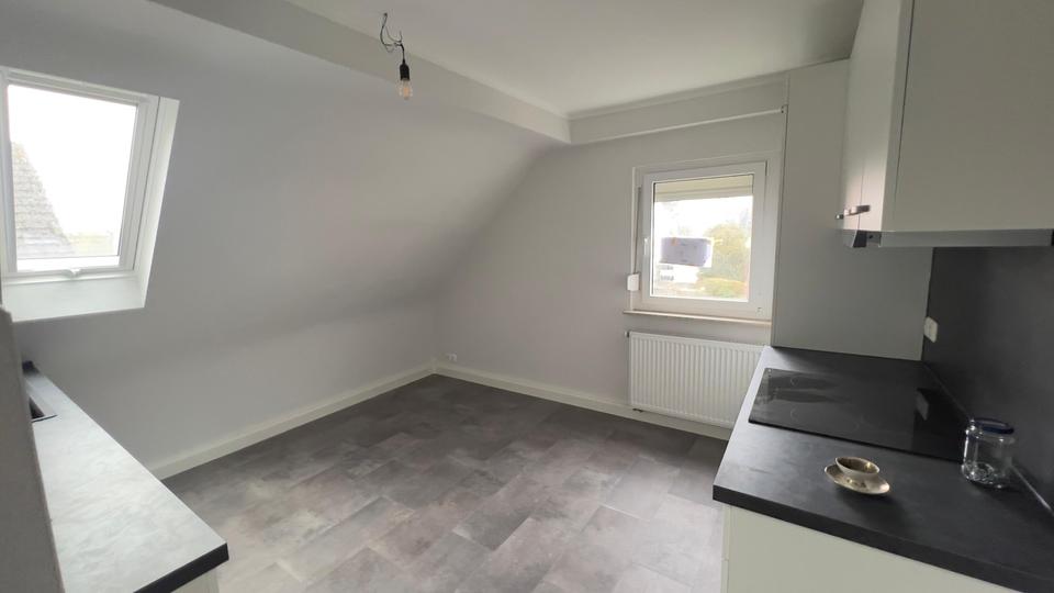 Dachgeschoßwohnung Bad Homburg vor der Höhe Gonzenheim - 2 Zimmer, 54 m&sup2;, 950&euro; | Angebot:26260759