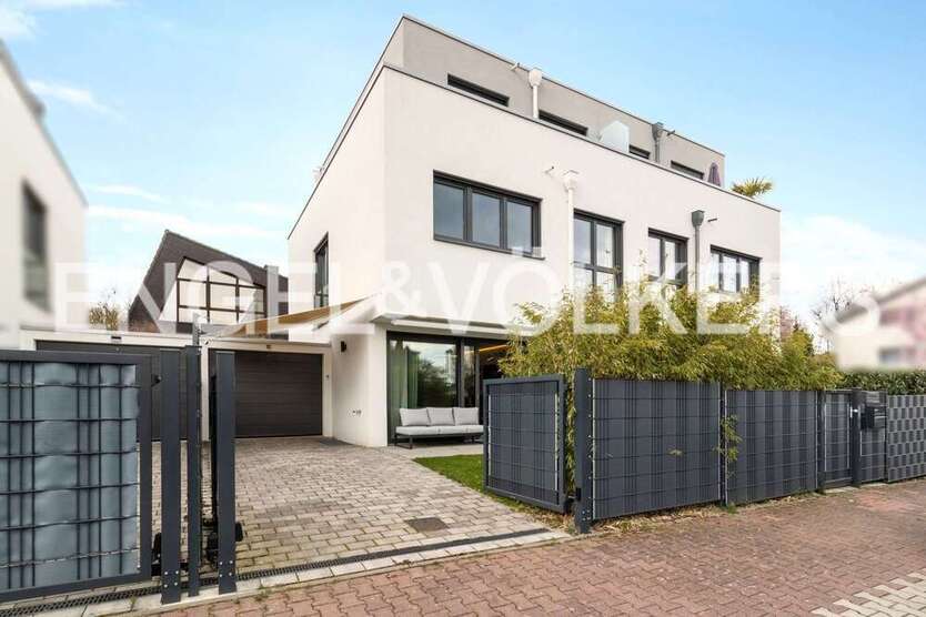 Haus zum Kaufen in Offenbach am Main 1.200.000 € 159 m²