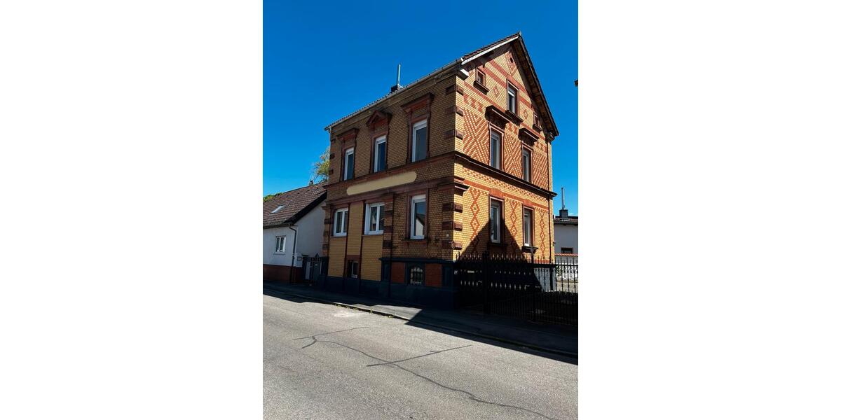 Einfamilienhaus Münster (Hessen) - 9 Zimmer, 180 m&sup2;, 2.450&euro; | Angebot:20612194