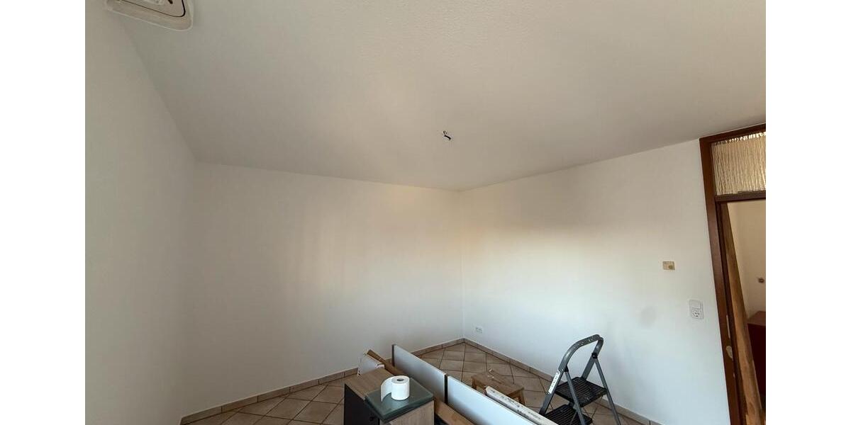 Etagenwohnung Offenbach am Main Bieberer Berg - 3 Zimmer, 79 m&sup2;, 1.150&euro; | Angebot:26055624
