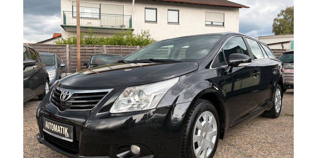 Toyota Avensis 128.400 km 9.990 &euro; Egelsbach 63329