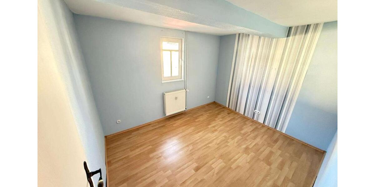 Etagenwohnung Trebur - 3 Zimmer, 98 m&sup2;, 990&euro; | Angebot:25403851