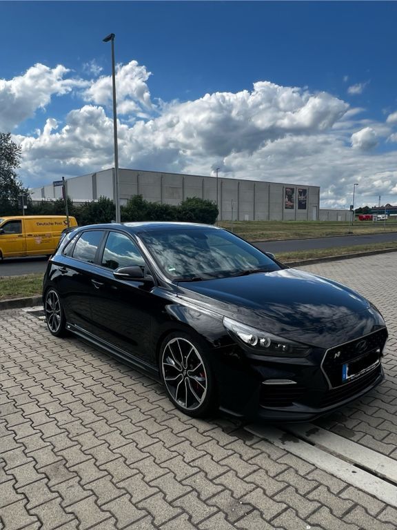 i30