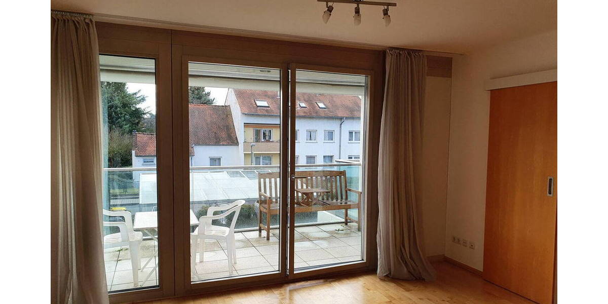 Etagenwohnung Frankfurt am Main Hausen - 4 Zimmer, 126 m&sup2;, 2.500&euro; | Angebot:26128326