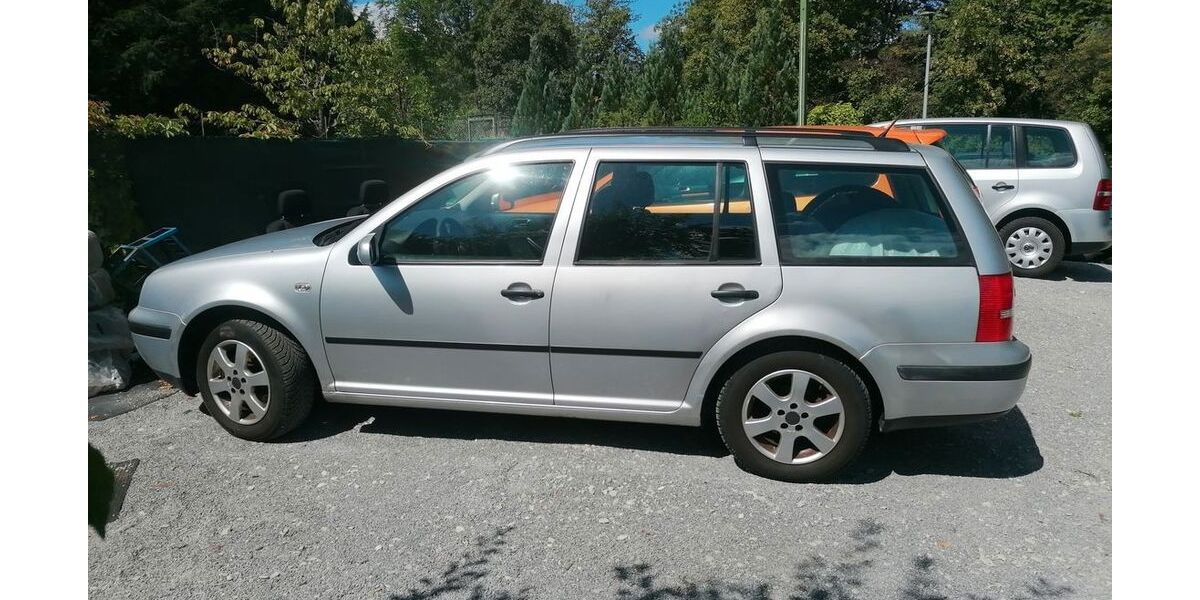 VW Golf 150.000 km 2.400 &euro; friedrichsdorf 61381