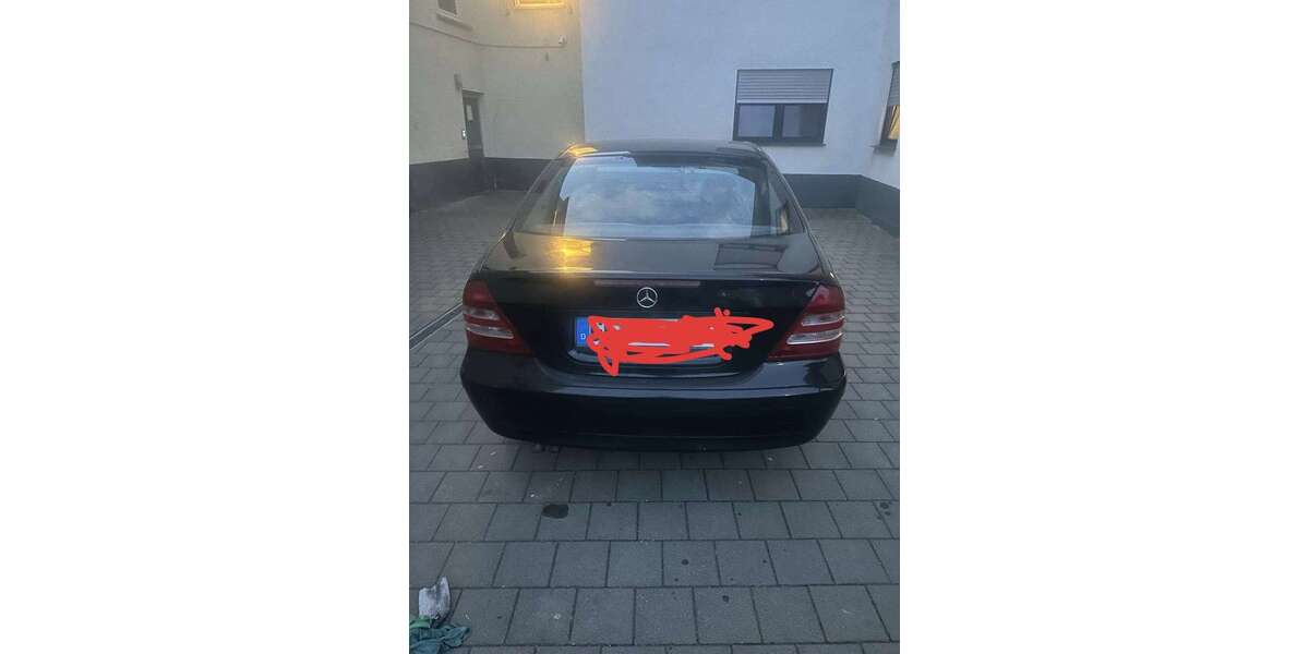 Mercedes-Benz 180 295.000 km 950 &euro; Bischofsheim 65474