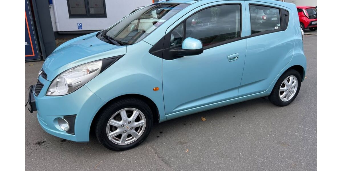 Chevrolet Spark 106.000 km 4.299 &euro; Frankfurt am Main 60314