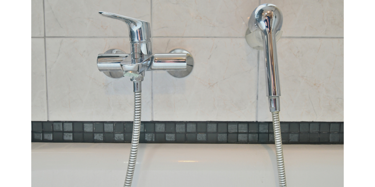 Schöne Wohnung mit 1a Infrastruktur + 2 TG Plätze 3 zimmer