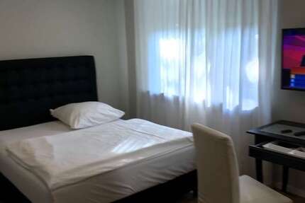 Zimmer Frankfurt am Main Ginnheim - 2 Zimmer, 1.100&euro; | Angebot:24480521