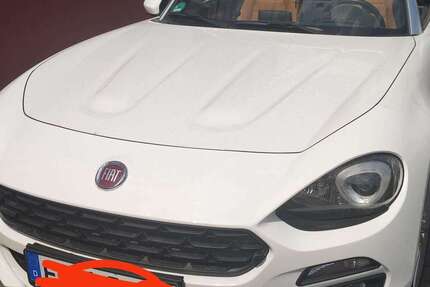 Fiat 124 Spider 26.500 km 21.000 € Büdingen 63654