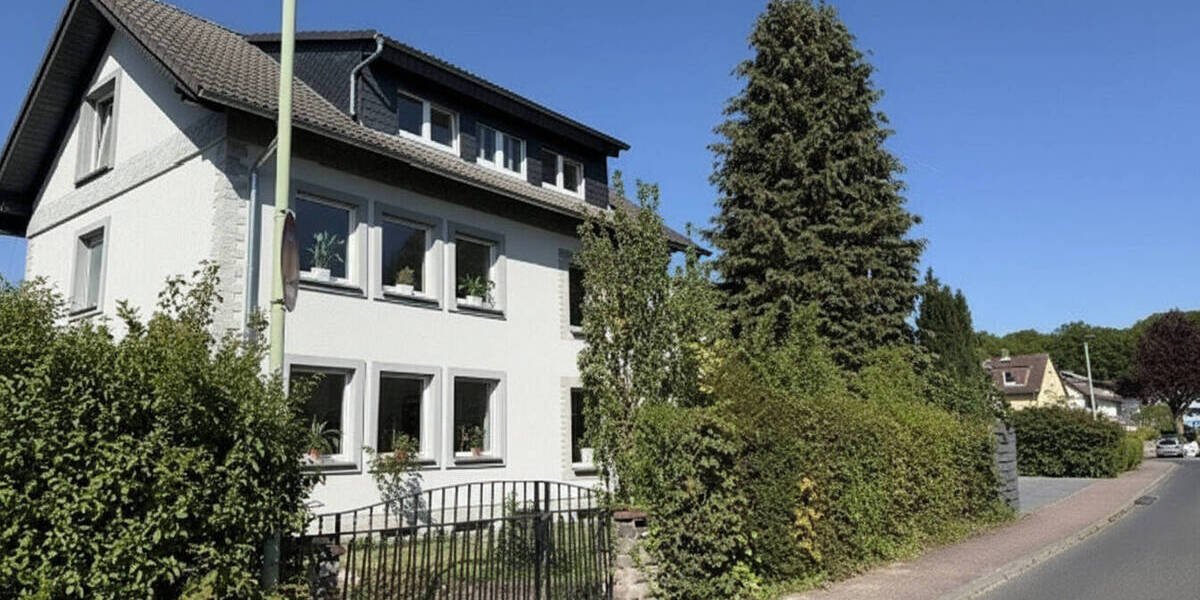 Mehrfamilienhaus, Wohnhaus Bad Vilbel - 8 Zimmer, 181 m&sup2;, 880.000&euro; | Angebot:26451854
