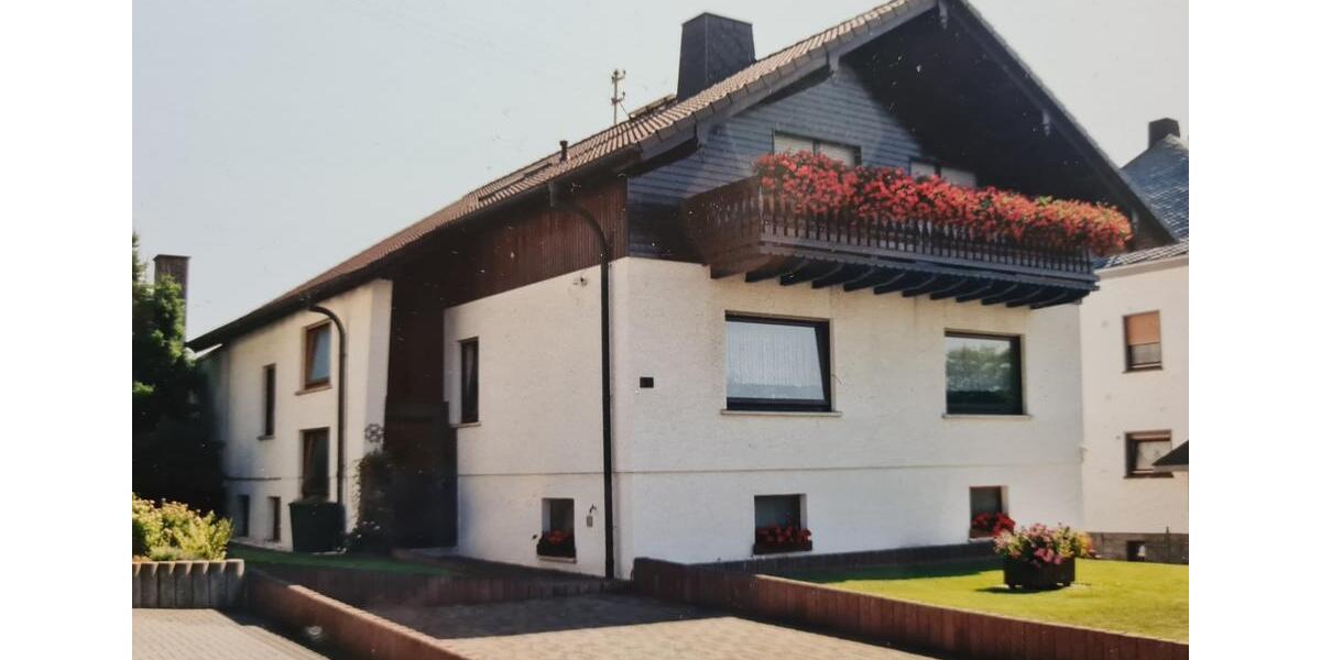 Zweifamilien-Haus, nähe Frankfurt – POVISIONSFREI 13 zimmer