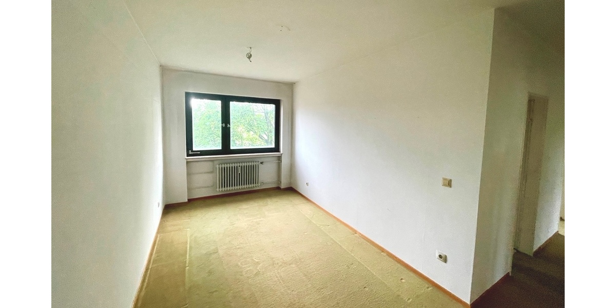 Frankfurt-Kalbach: Großzügige 3 bis 4-Zimmerwohnung in ruhiger Lage mit Blick ins Grüne! - Etagenwohnung Frankfurt am Main Bonames | Angebot:26677095