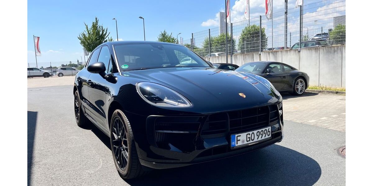 Porsche Macan 35.500 km 63.800 &euro; Frankfurt 60433