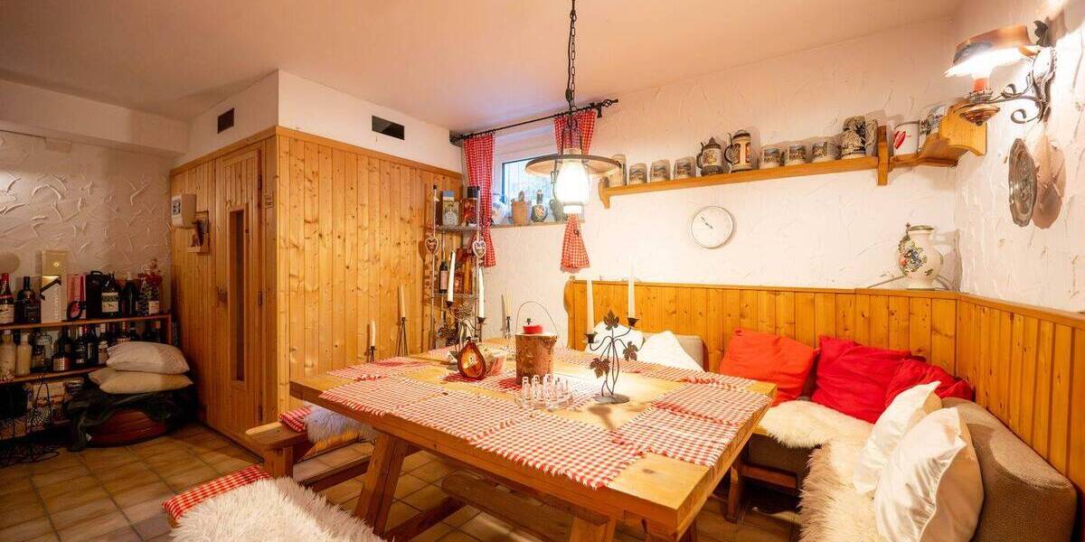 Einfamilienhaus Frankfurt am Main Nieder-Eschbach - 8 Zimmer, 291 m&sup2;, 1.285.000&euro; | Angebot:26685208