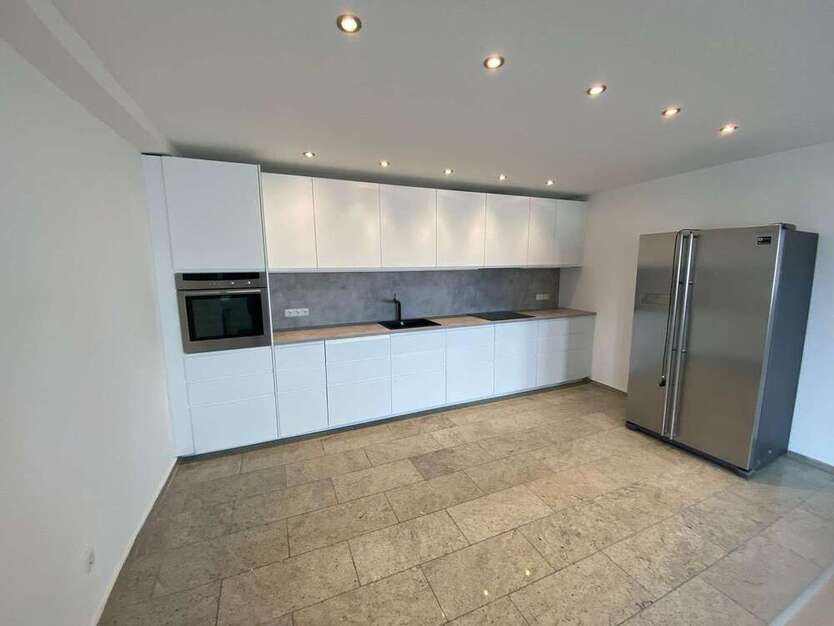 Wohnung zum Mieten in Friedberg 1.700 € 159 m²