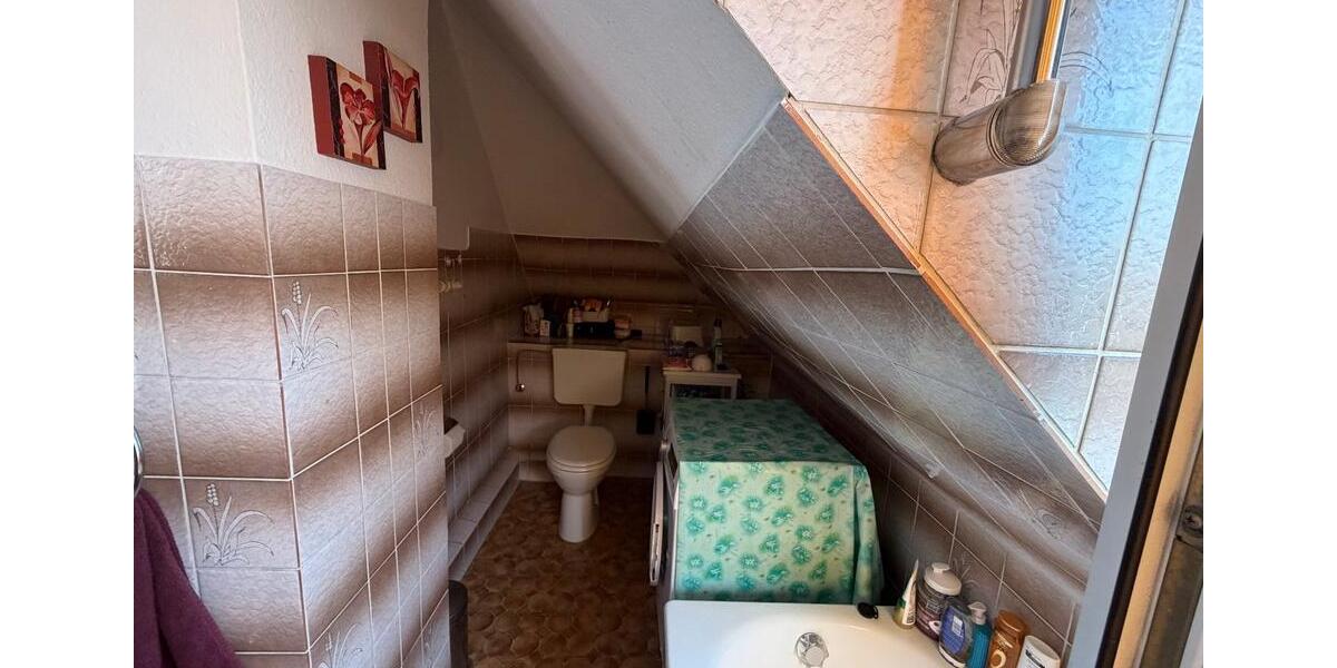 Dachgeschoßwohnung Bad Nauheim - 2 Zimmer, 58 m&sup2;, 160.000&euro; | Angebot:25554094