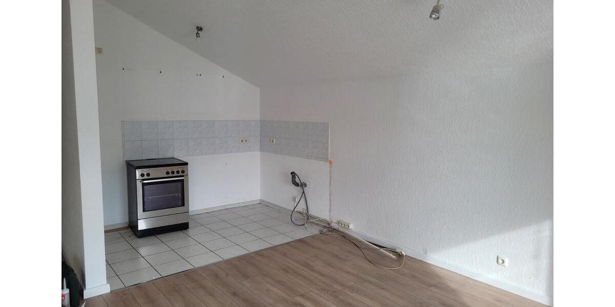 Dachgeschoßwohnung Rodenbach - 2 Zimmer, 60 m&sup2;, 600&euro; | Angebot:26412949
