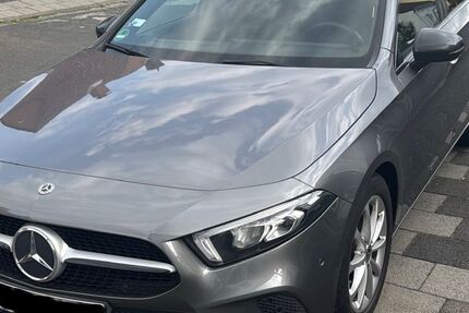Mercedes-Benz A 200 114.500 km 18.500 &euro; Offenbach am Main 63071