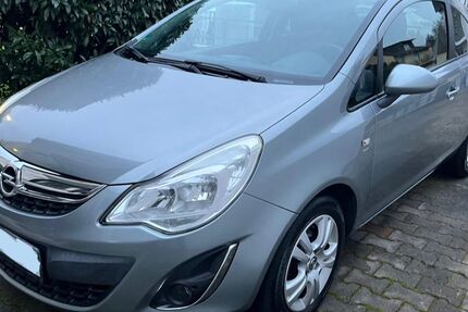 Opel Corsa 99.960 km 4.399 &euro; Bad Homburg 61352