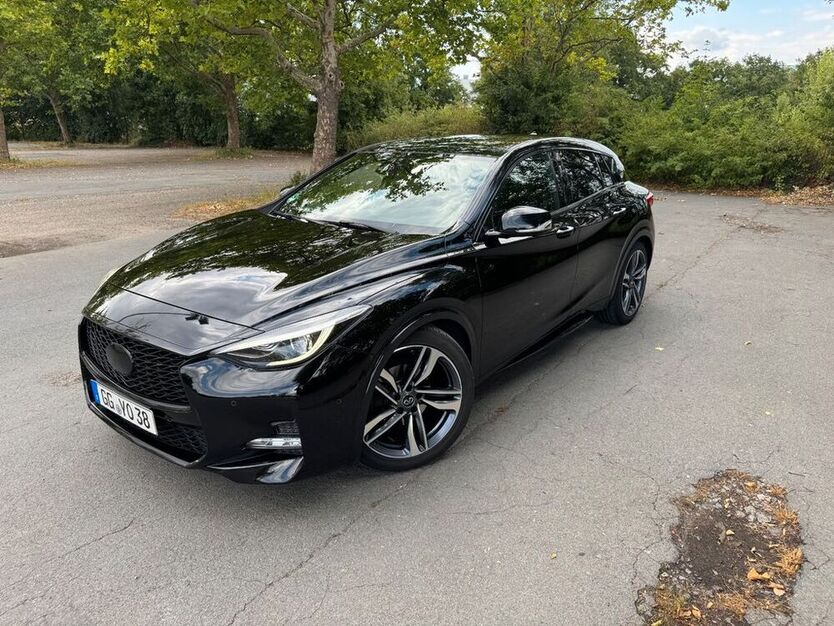 Q30