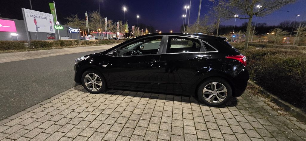 Hyundai i30 136.500 km 7.650 &euro; Frankfurt/Main 65933