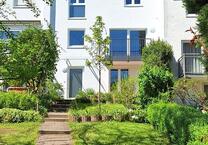 Stadtnahes EFH in TOP-Lage in FFM-Seckbach im Grünen mit Gärten