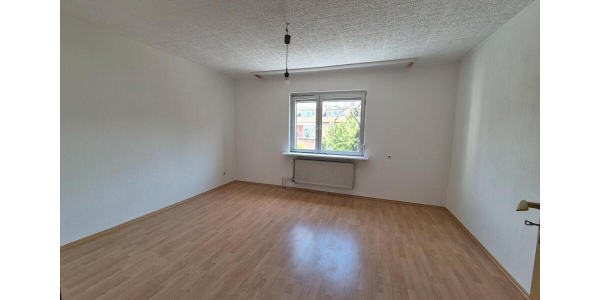Reihenhaus Frankfurt am Main Gallus - 4 Zimmer, 100 m&sup2;, 1.799&euro; | Angebot:26505423