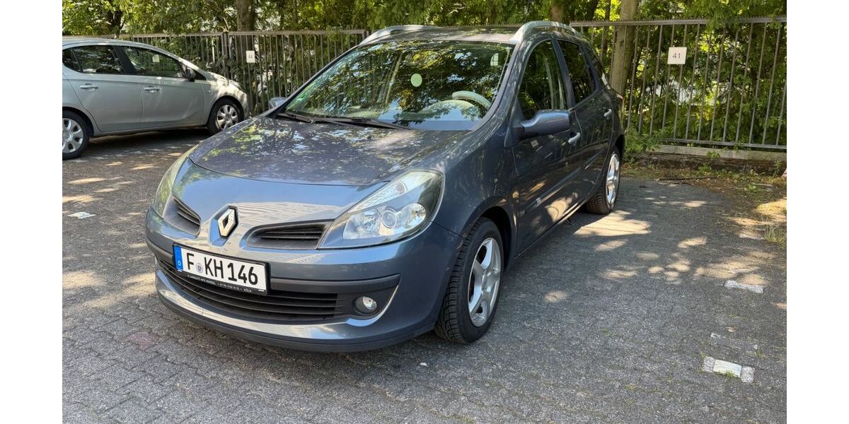 Renault Clio 217.000 km 2.500 &euro; Frankfurt 60320