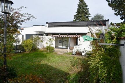 **RESERVIERT** Charmanter Bungalow in ruhiger waldrandnaher Wohnlage von Darmstadt-Kranichstein 5 zimmer