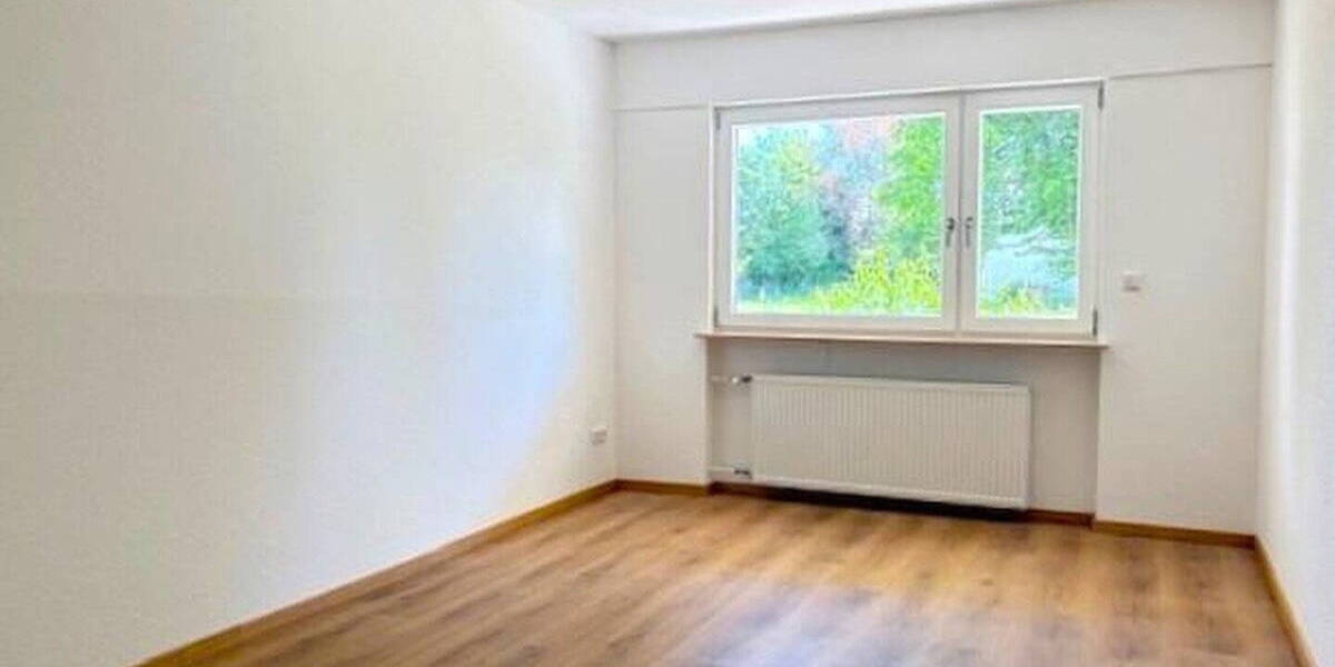 Etagenwohnung Dreieich Götzenhain - 2 Zimmer, 71 m&sup2;, 950&euro; | Angebot:26903814