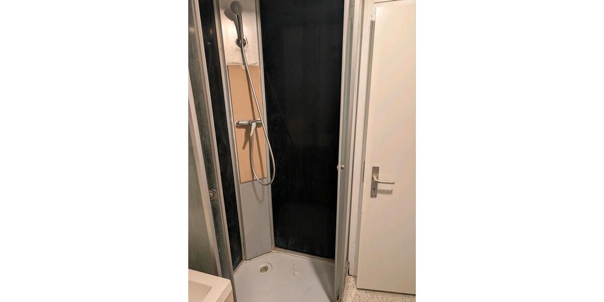 Etagenwohnung Frankfurt am Main Nord-West - 1 Zimmer, 10 m&sup2;, 400&euro; | Angebot:26577775