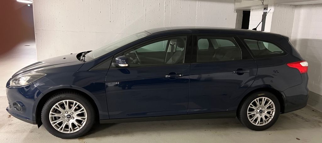 Ford Focus 340.000 km 1.700 &euro; Frankfurt 60528