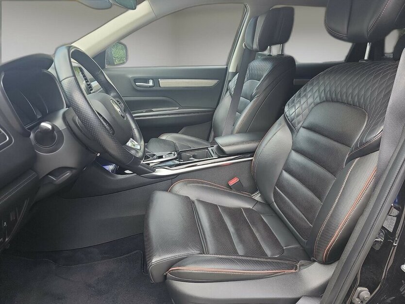 Koleos Initiale Paris 4x4 Scheckheft gepflegt
