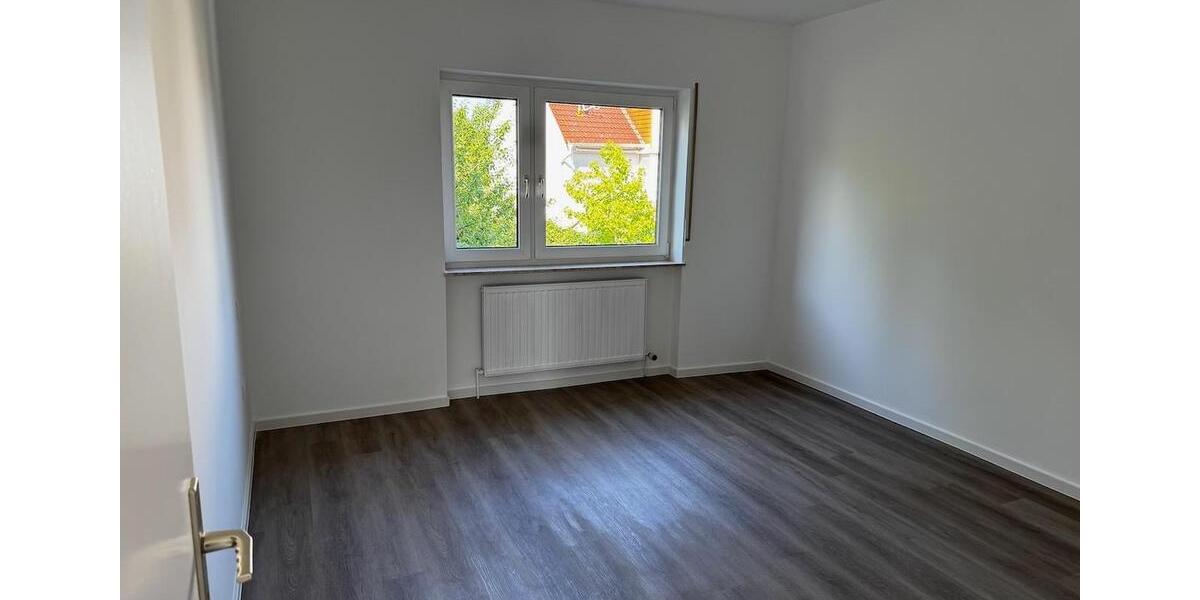 Etagenwohnung Oberursel (Taunus) - 3 Zimmer, 83 m&sup2;, 1.400&euro; | Angebot:26398502