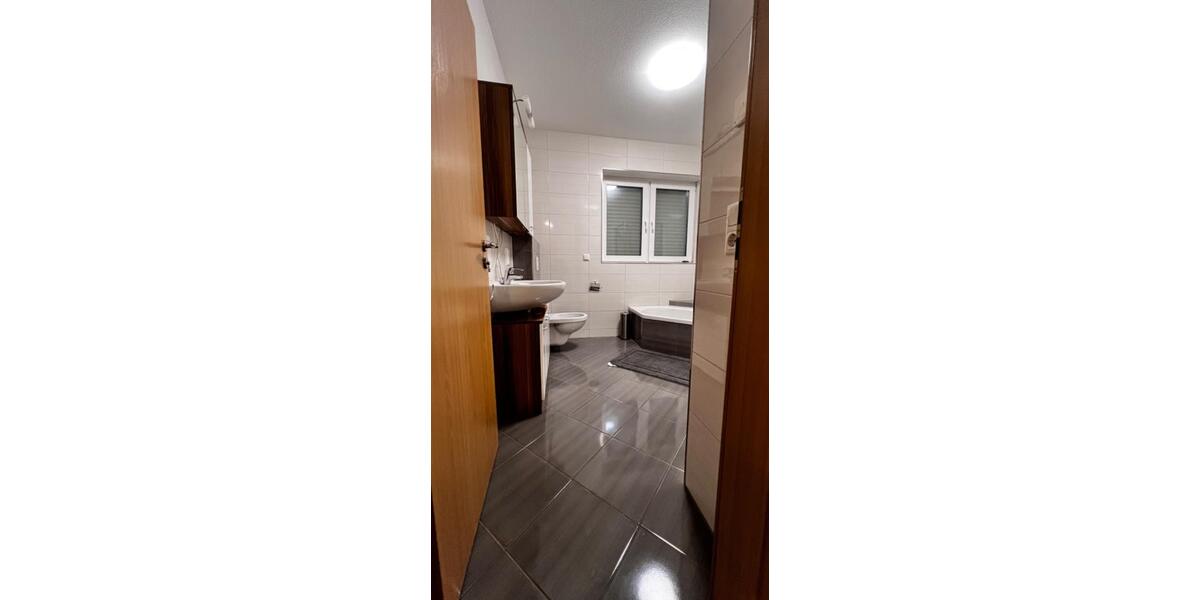 Erdgeschoßwohnung Erlensee - 2 Zimmer, 60 m&sup2;, 875&euro; | Angebot:25407868