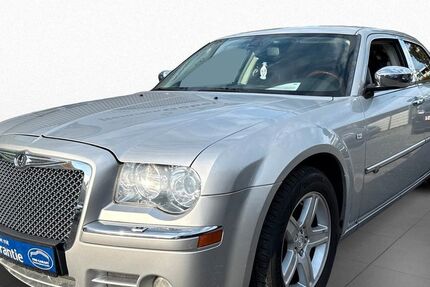 Chrysler 300C 132.925 km 7.490 € Langen 63225
