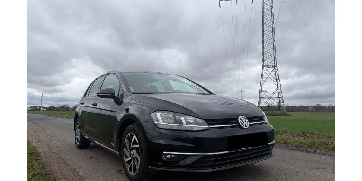 VW Golf 144.000 km 14.350 &euro; Karlstein am Main 63791