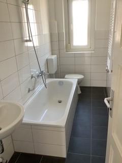 Nimm mich! SanierteRenovierte 2,5-Zimmer-Wohnung in Stadtlage 2.5 zimmer