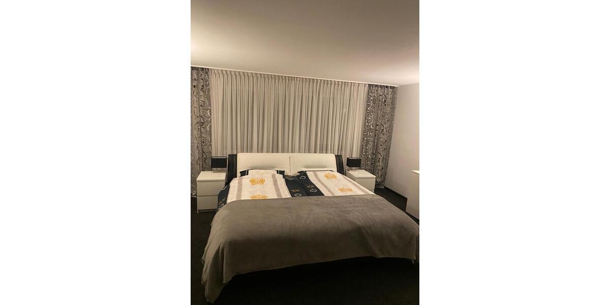 Etagenwohnung Frankfurt am Main West - 3 Zimmer, 106 m&sup2;, 1.750&euro; | Angebot:25403329