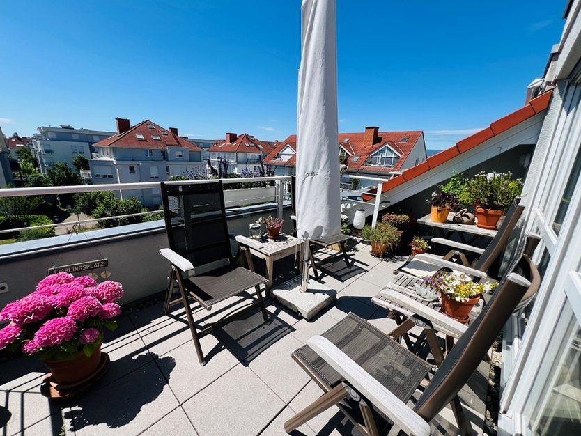 Frankfurt-Nied: Charmante 3-Zimmer-Maisonettewohnung mit Balkon! 3 zimmer