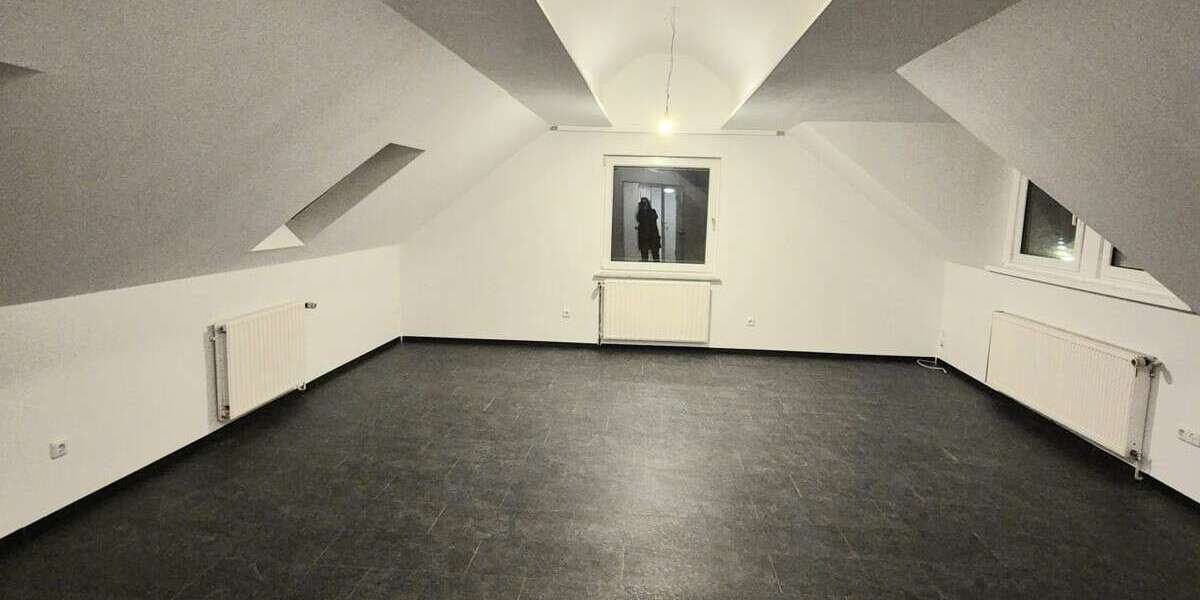 Wohnung zum Mieten in Frankfurt am Main 900 € 83 m² 2.5 zimmer