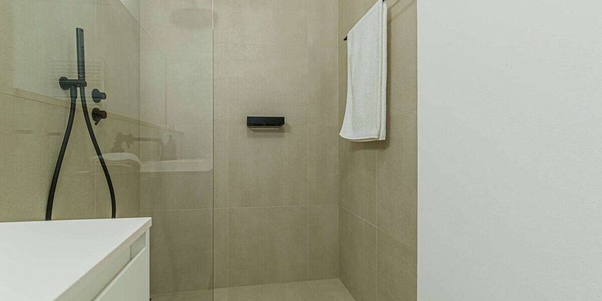 Etagenwohnung Frankfurt am Main Innenstadt - 2 Zimmer, 63 m&sup2;, 2.600&euro; | Angebot:26388792