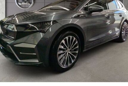 Skoda Enyaq 4.500 km 59.850 € Frankfurt 60326