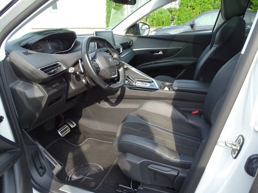 3008 2,0l BlueHDi Crossway Automatik, Panorama, Na